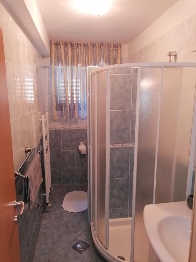 Apartman Bruna Novigrad Istria Exterior foto